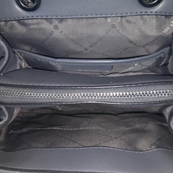 MICHAEL KORS Rose Medium Backpack - Picture 7 of 12